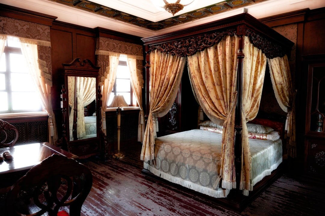 celebrity bedroom luxury